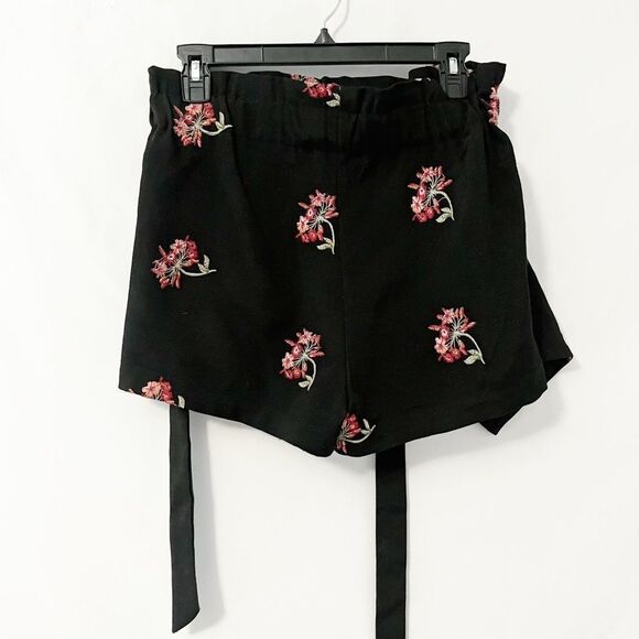 Endless Rose Skort Black Flowers Embroidered Size S - Picture 7 of 8